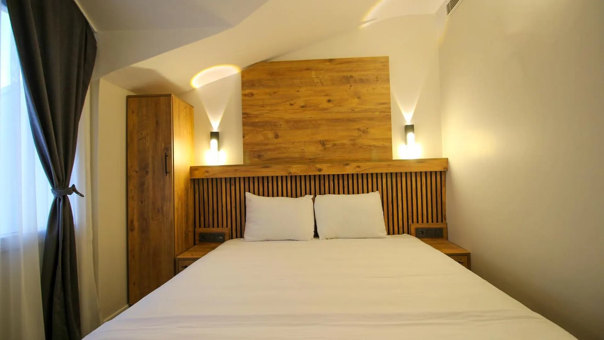 Kaya Hotel Saw 0*, 이스탄불