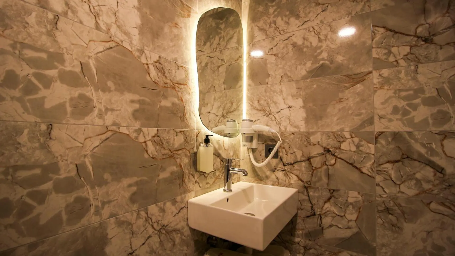 Kaya Hotel Saw Istanbul