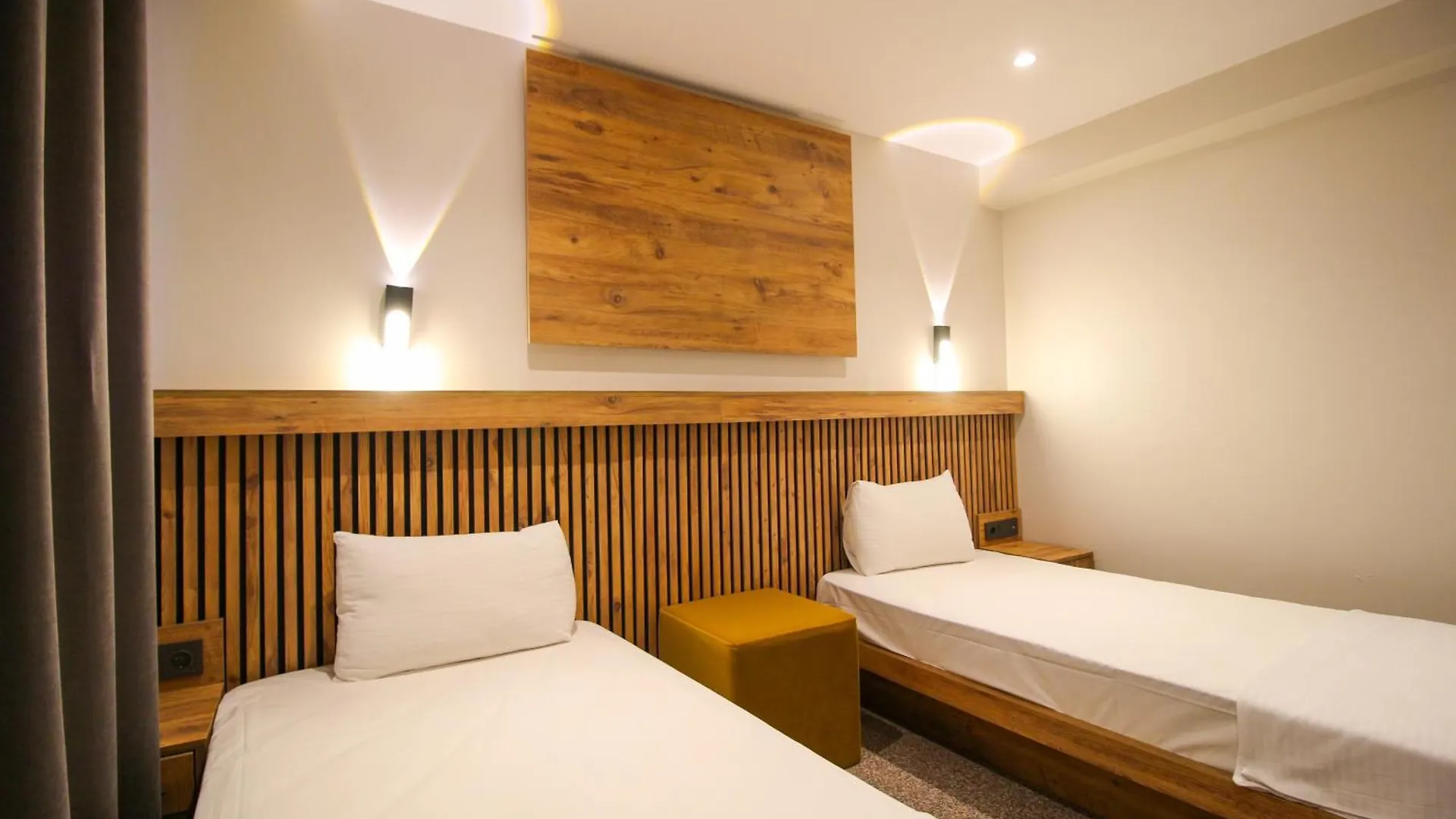 Kaya Hotel Saw 0*, İstanbul